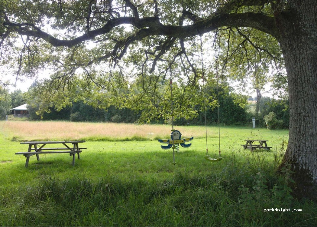 Hôtel Camping sur Yonne — foto 3