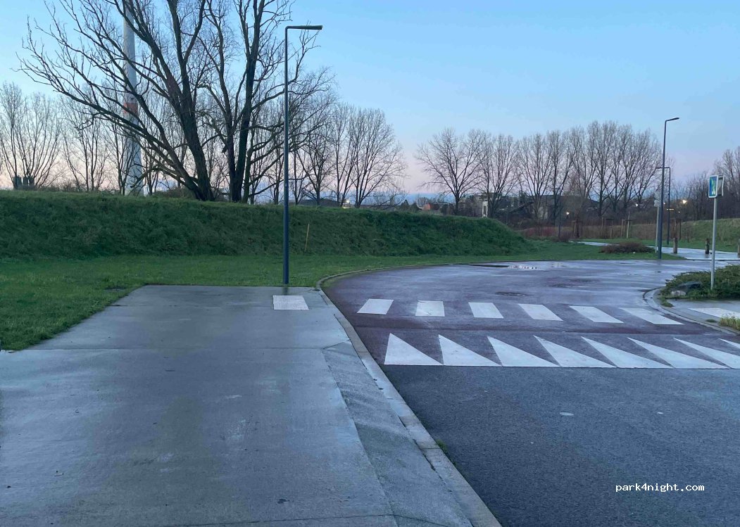 (59250) Halluin - 186 Rue de la Lys — foto 2