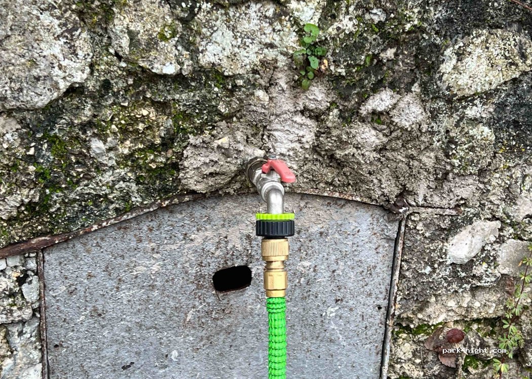 (02045) Greccio - Via San Francesco — foto