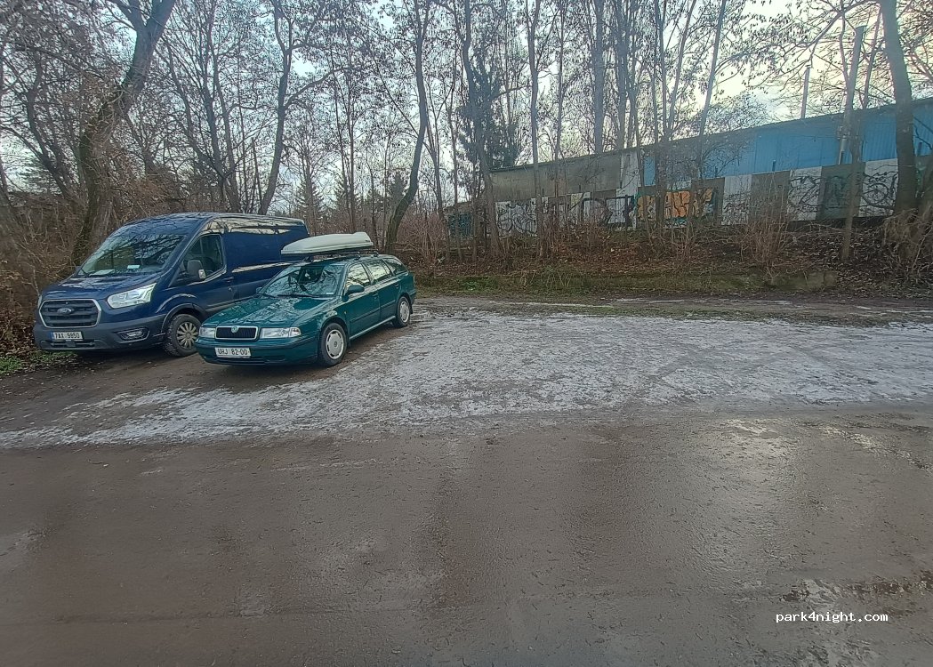 (101 00) Strašnice - 10100 Nad Slávií — foto