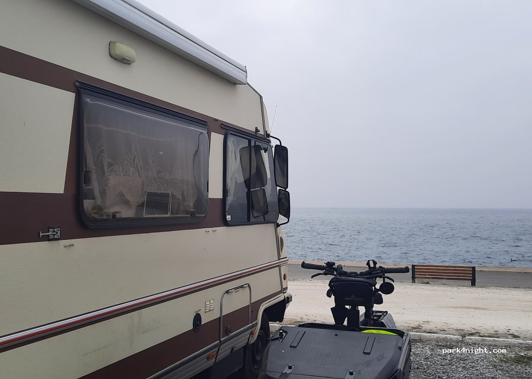 (546 55) Thessaloniki - 5 Πάροδος Θεμιστοκλή Σοφούλη — foto