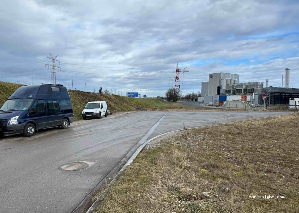 (81249) München - 31 Mälzereistraße — foto