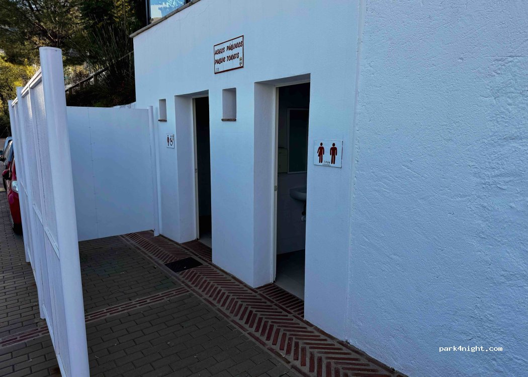 (29611) Istán - 12 Calle Calvario — foto
