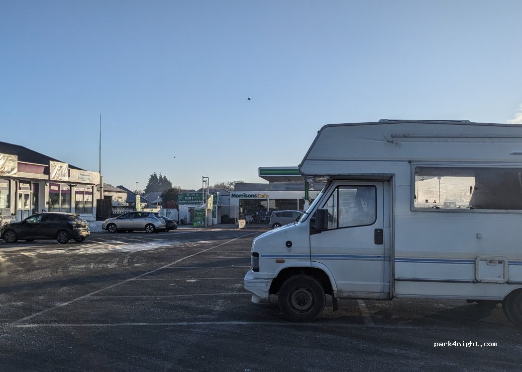 (CO16 8HE) Clacton Rd - Pump Hill — foto