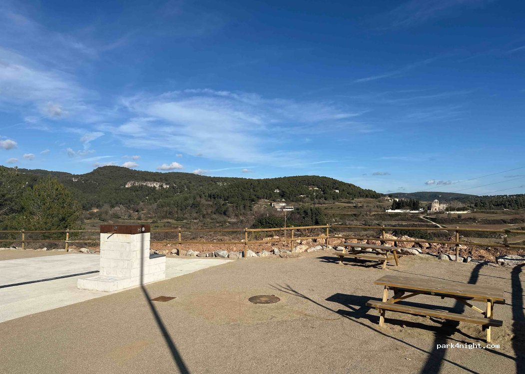 (08738) Les Fonts de Sant Bernat - 6D Calle Tres — foto 3