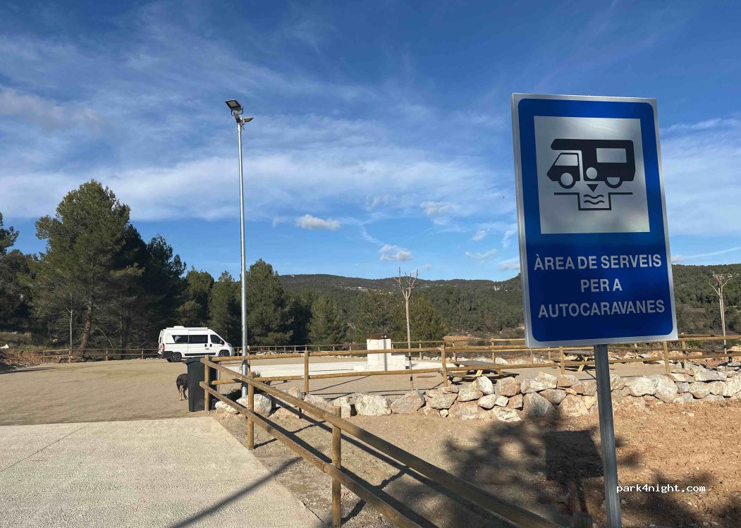 (08738) Les Fonts de Sant Bernat - 6D Calle Tres — foto 4