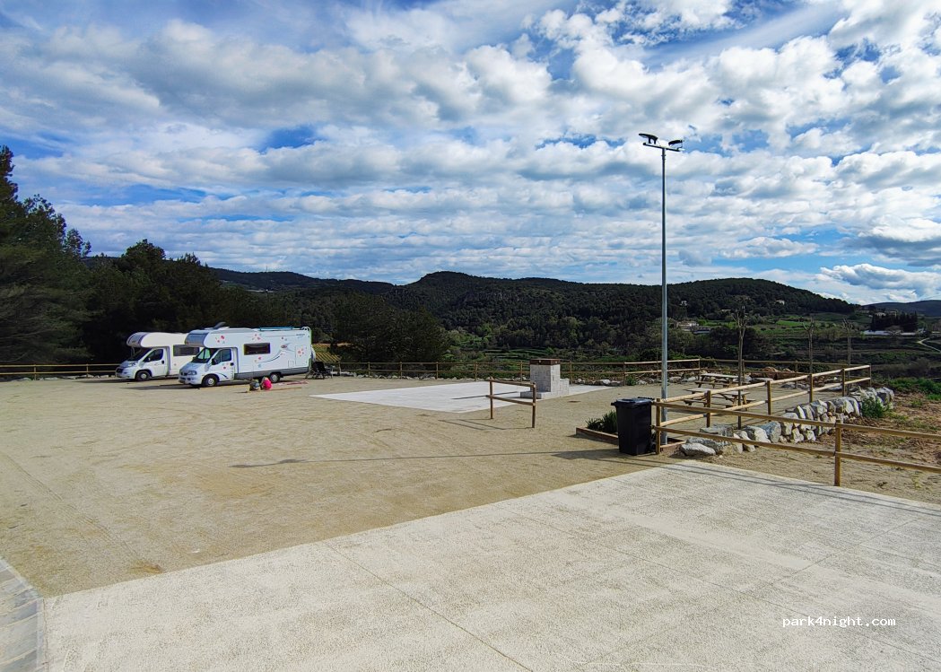 (08738) Les Fonts de Sant Bernat - 6D Calle Tres — foto 5