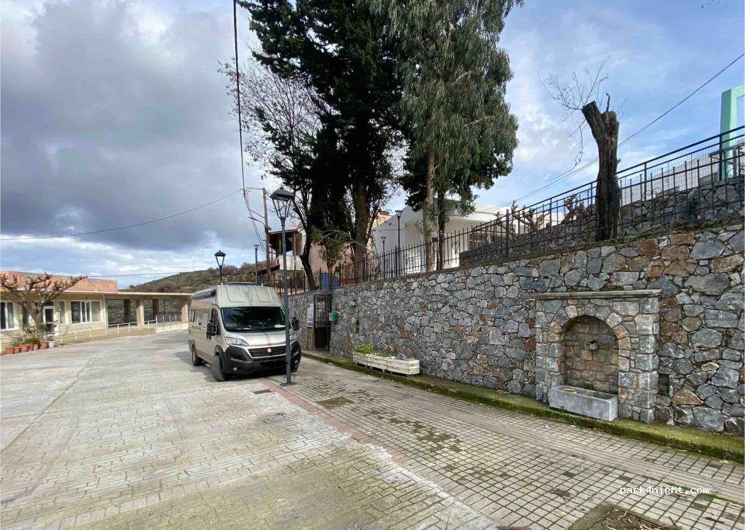 (740 55) Myriokefala - Unnamed Road — foto 3