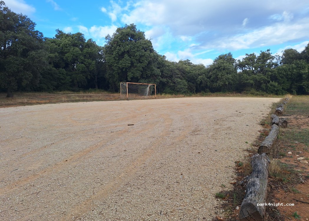 (01110) Santikurutze Kanpezu - Unnamed Road — foto 2