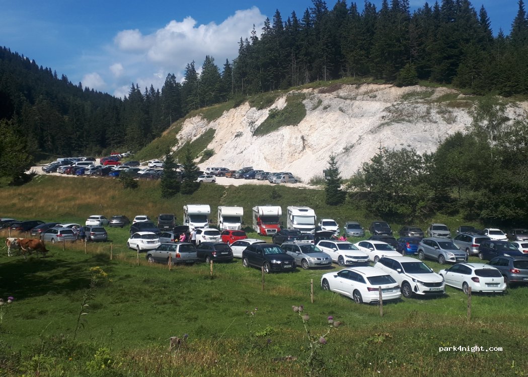 (3334) Podvolovljek - Unnamed Road — foto 4