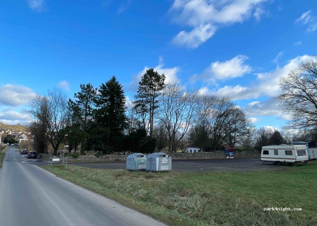 (61231) Bad Nauheim - Unnamed road — foto