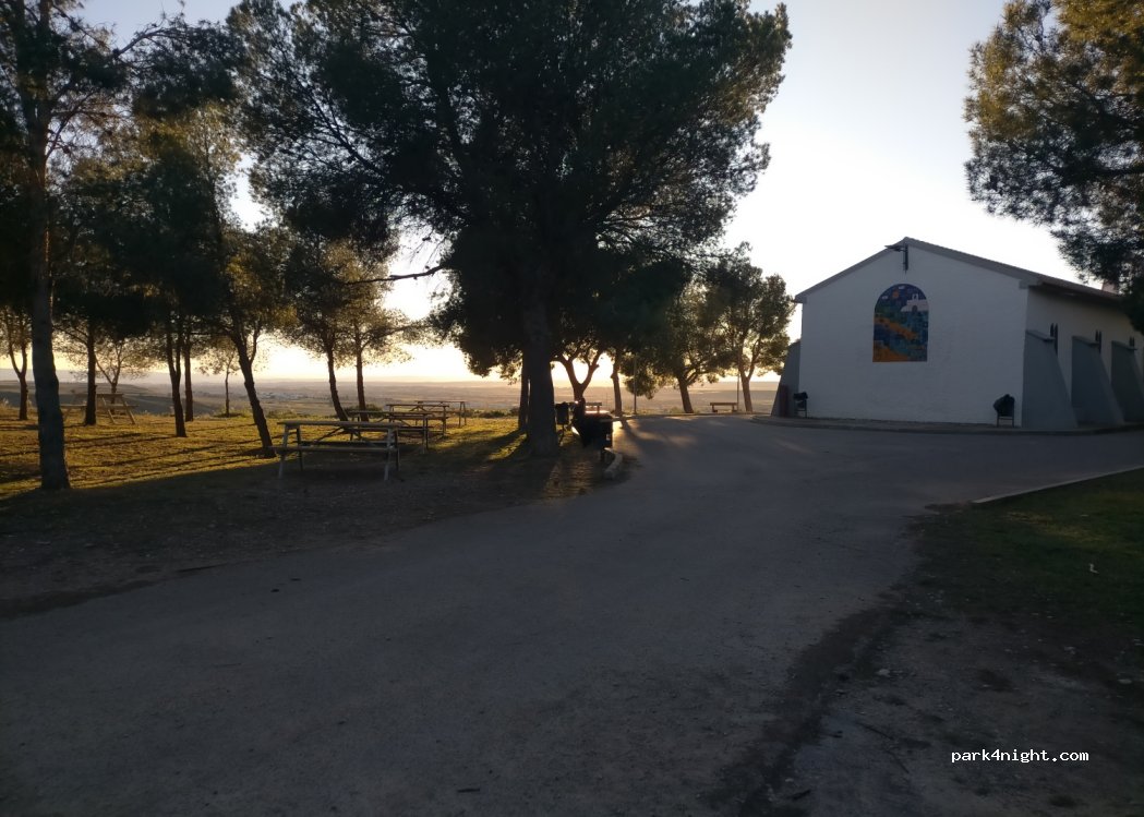 (50840) San Mateo de Gállego - Unnamed road — foto