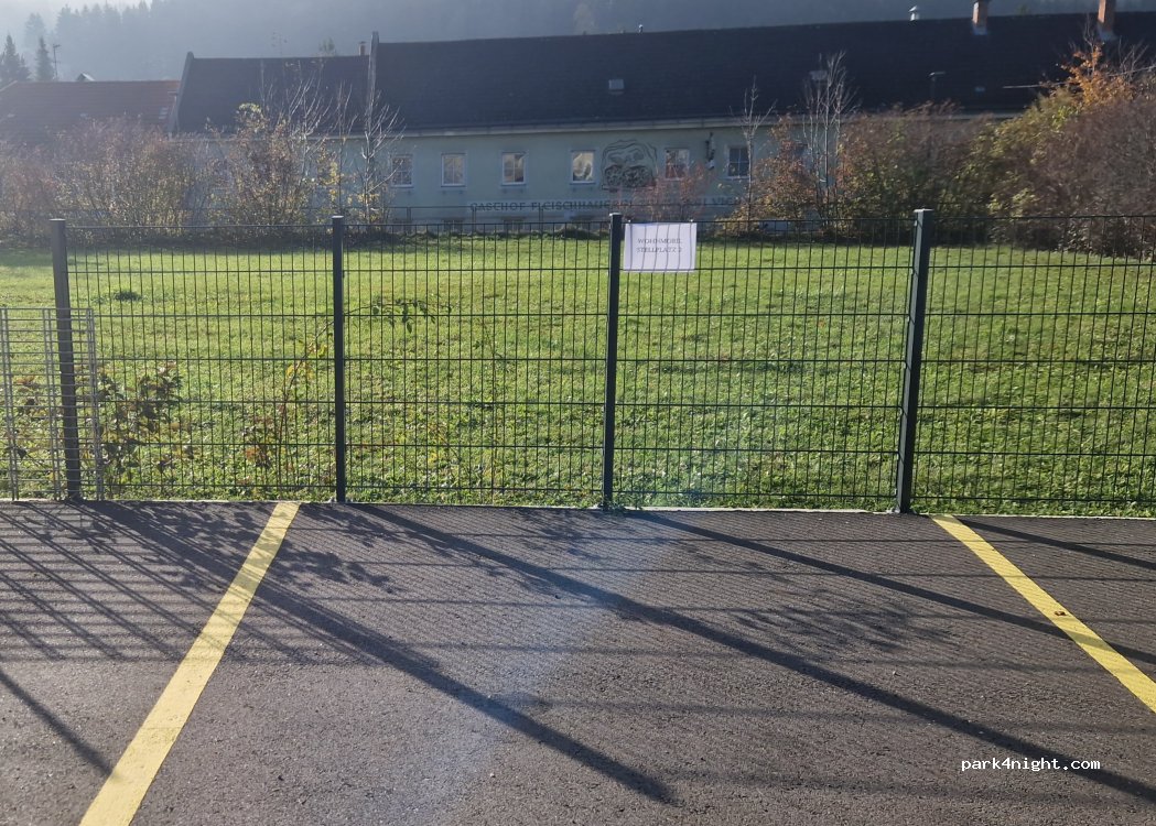 Wohnmobilstellplatz Auf der Wieden in Scheibbs — foto