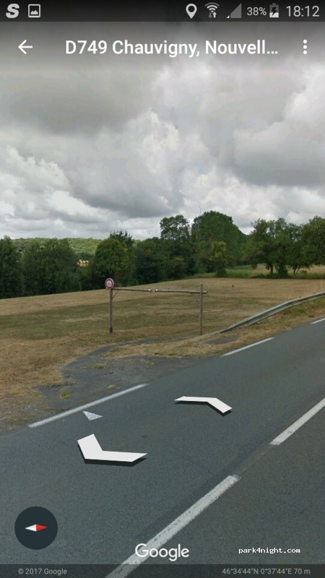 (86300) Chauvigny - D749 — foto