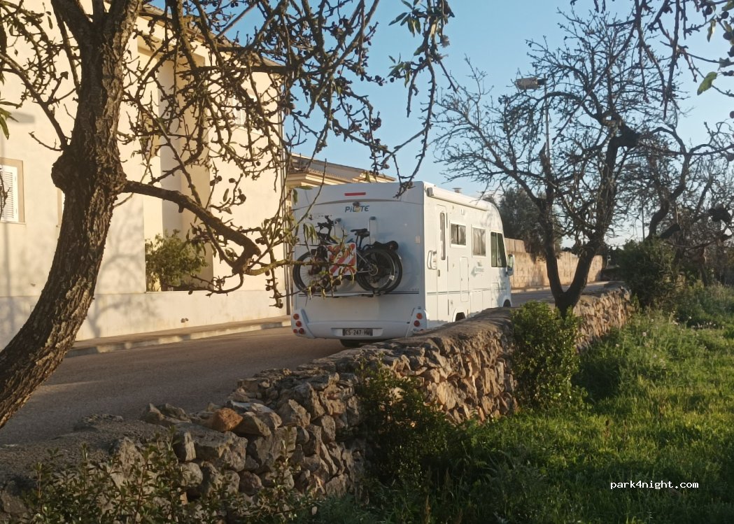 (07440) Muro - 30 Carrer Miquel Servià — foto