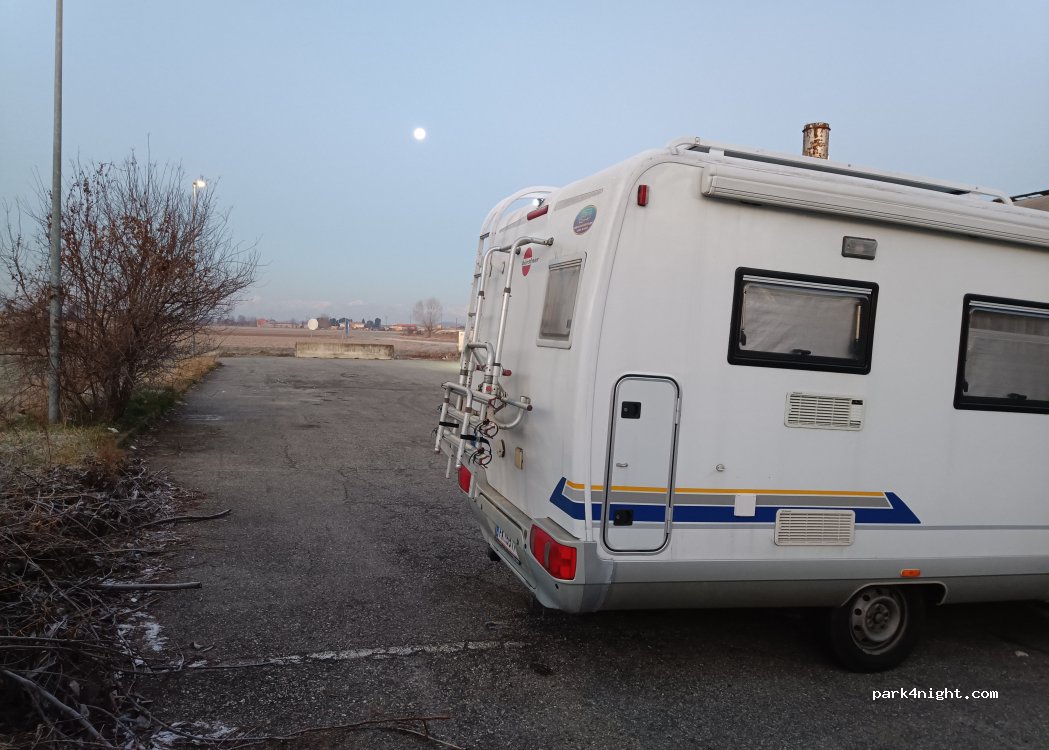 (13043) Cigliano - 131 Via Farini — foto
