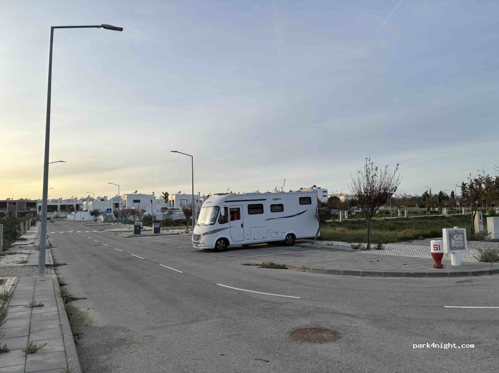(8800-534) Tavira - 17 Rua Agostinho da Silva — foto 4