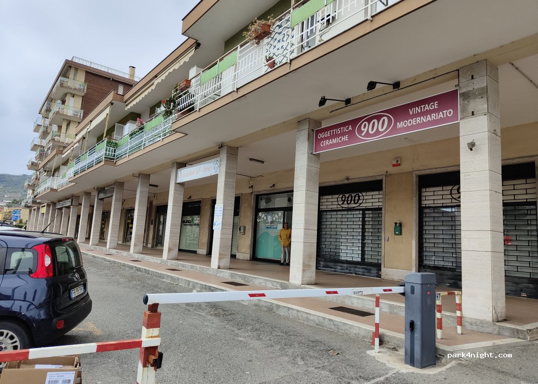 (18018) Arma di Taggia - 5 Via Aurelia Levante — foto