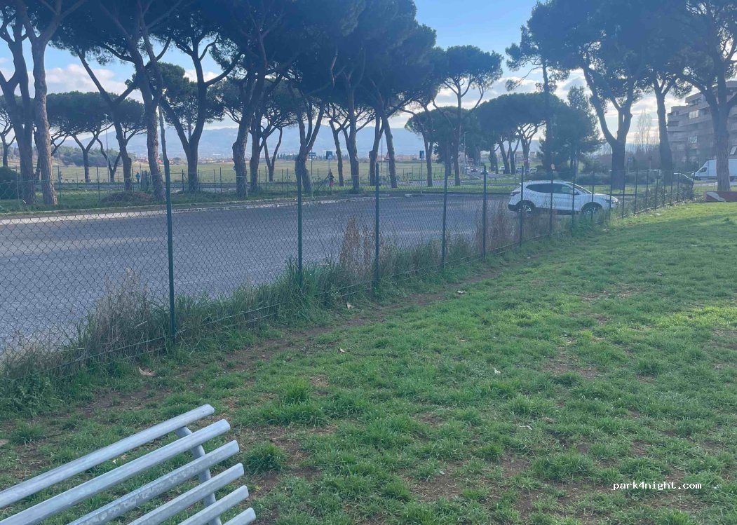(00132) Roma - Unnamed road — foto 3