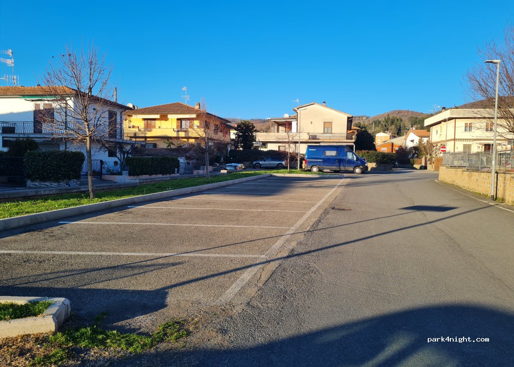 (01023) Bolsena - 441 Via Pigafetta — foto