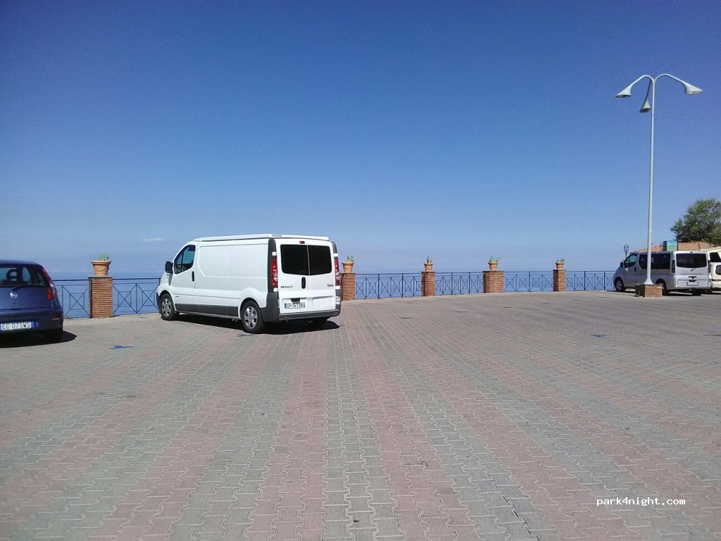 (98030) Castelmola - Via Cuculunazzo — foto