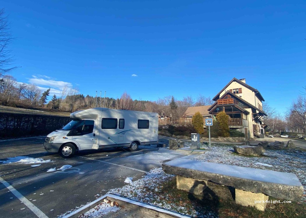 (38570) Theys - 250 Chemin de la Scia — foto