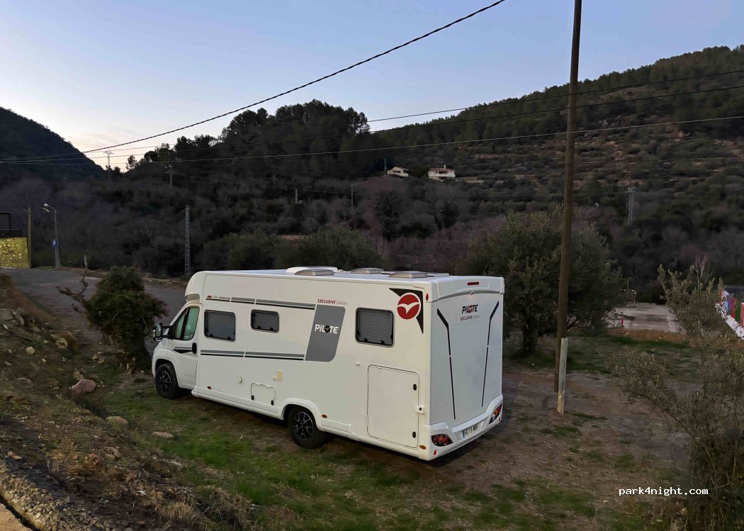 (12528) Eslida - 46 Carretera Ain — foto