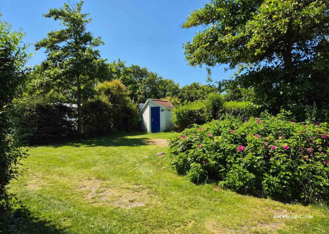 Aan Noordzee camping en vakantiehuizen — foto 2