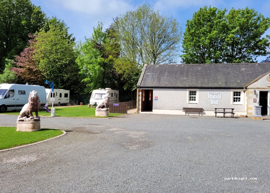 Bruce's Cave Caravan & Camping Park — foto 2