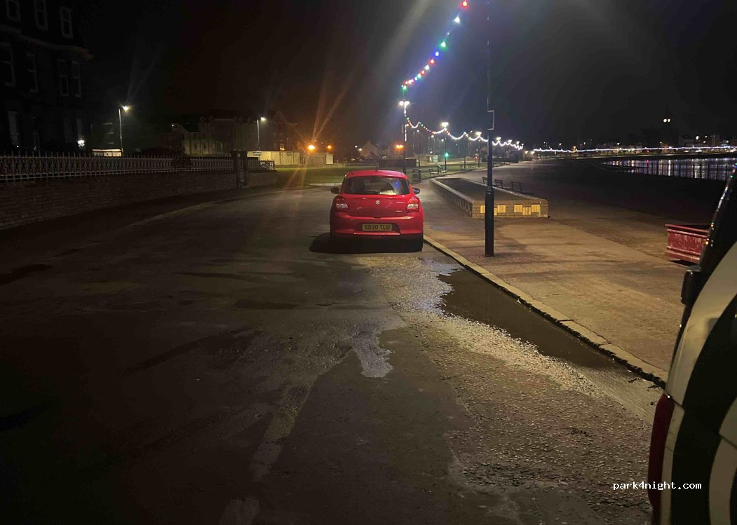 (KA30 8PQ) Largs - 1 Greenock Road — foto 3