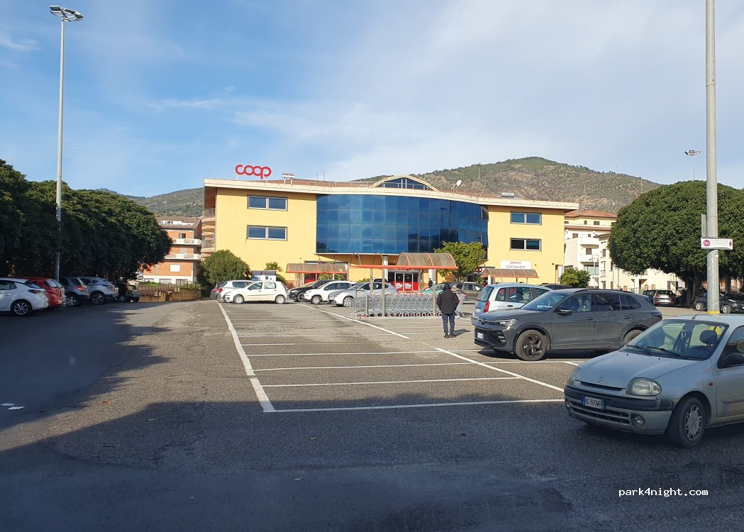 (87075) Trebisacce - 16 Viale John Fitzgerald Kennedy — foto