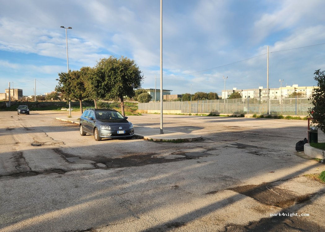 (70043) Monopoli - Unnamed road — foto