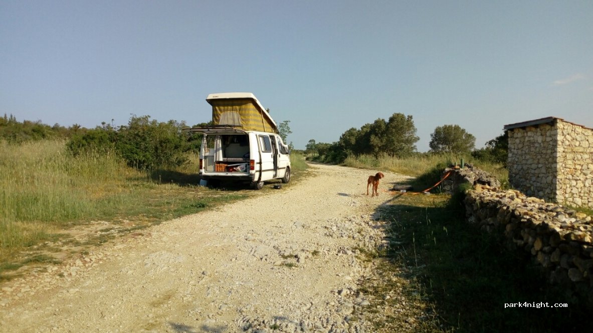 (23207) Sikovo - Unnamed Road — foto 2