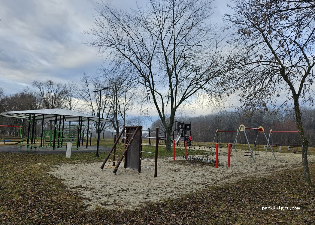 (6060) Tiszakécske - 6 Partifecske utca — foto 2