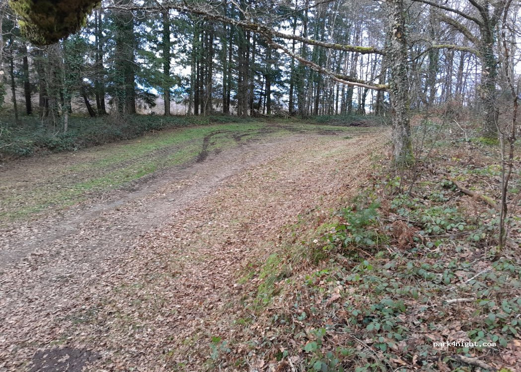 (23000) La Chapelle-Taillefert - — foto