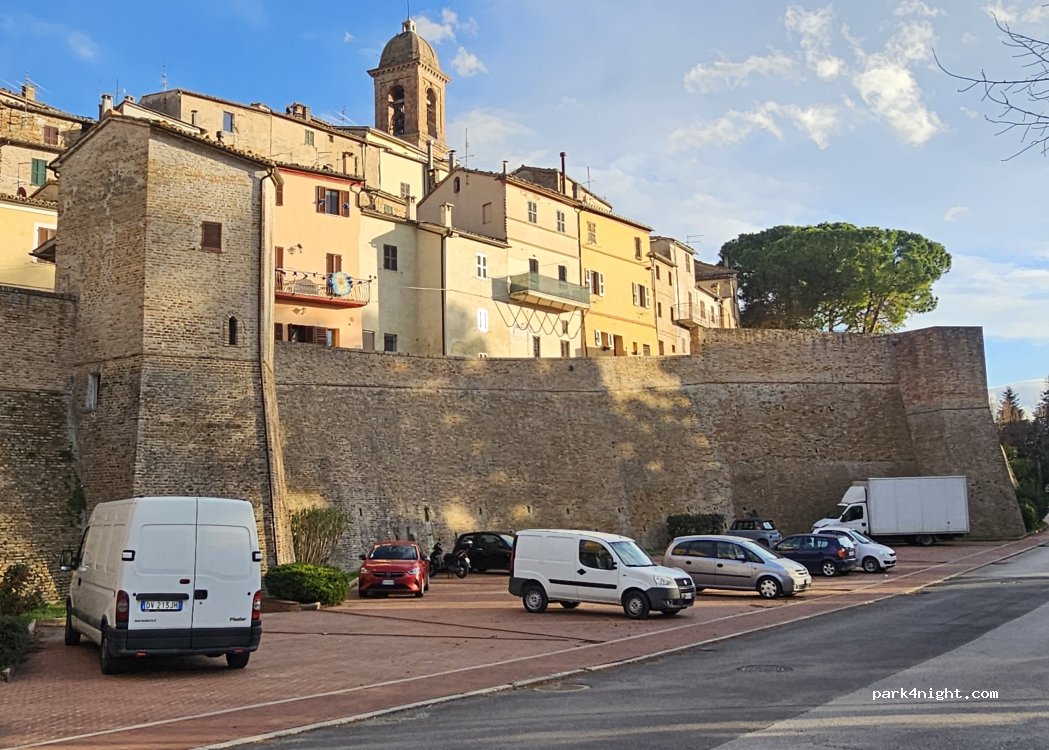 (60030) Serra De' Conti - 17 Via Leone Amici — foto 2