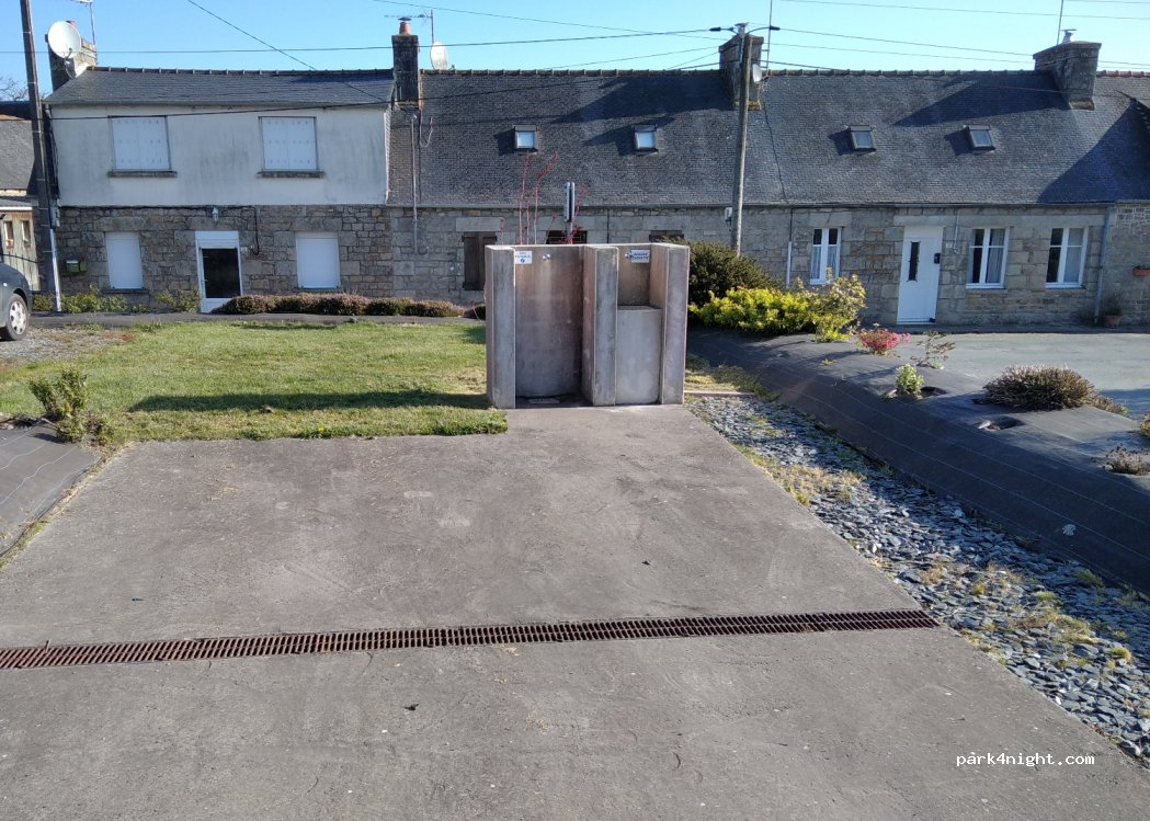 (22420) Trégrom - D33 — foto 3