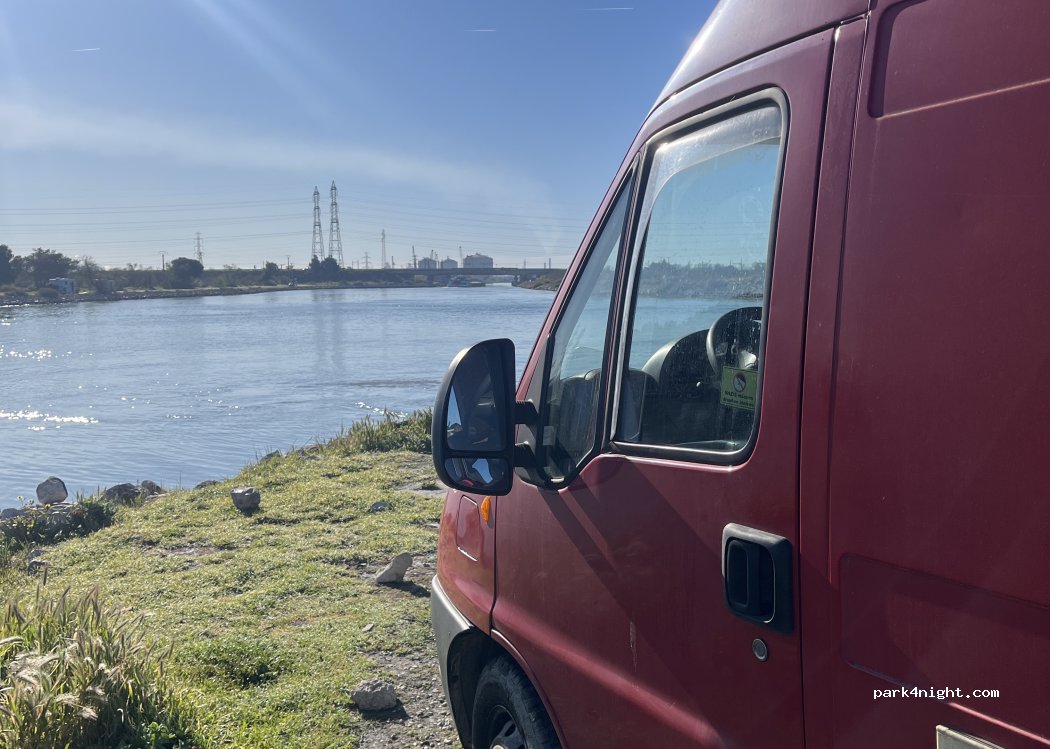 (13230) Port-Saint-Louis-du-Rhône - — foto 3