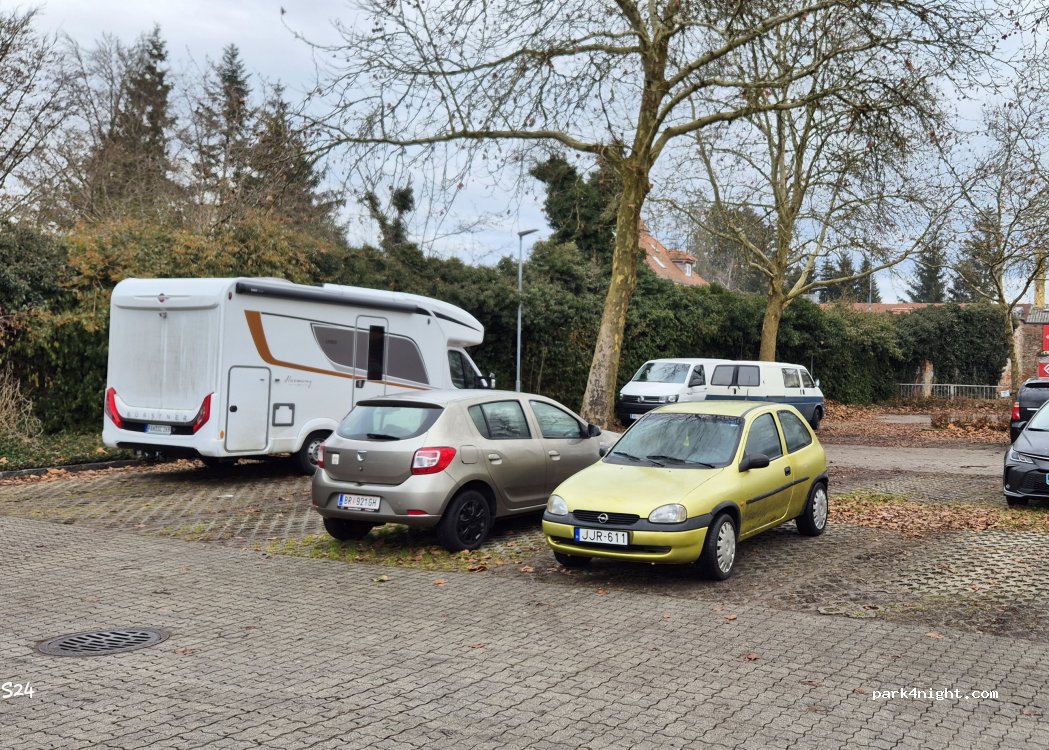 (5280) Braunau am Inn - 49a Linzer Straße — foto 2