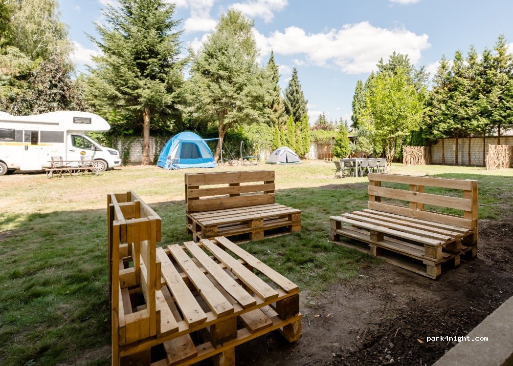 Enjoy! Camping in Town — foto