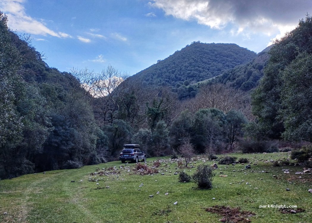 (462 00) Acherontas - Unnamed Road — foto