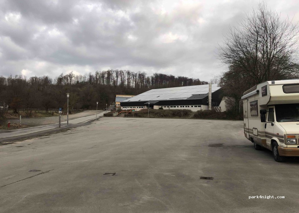 (32805) Horn-Bad Meinberg - 998 Am Waldstadion — foto 2