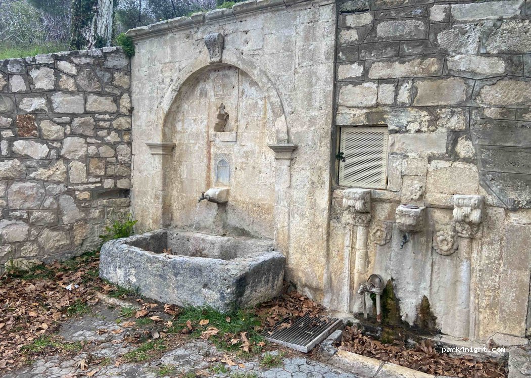 (740 51) Kamariotis - Unnamed Road — foto