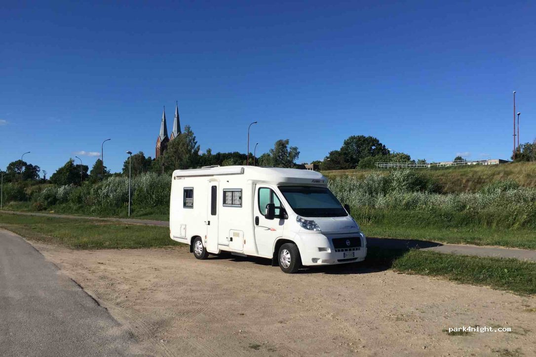 (74111) Jurbarkas - 8 Nemuno gatvė — foto 4