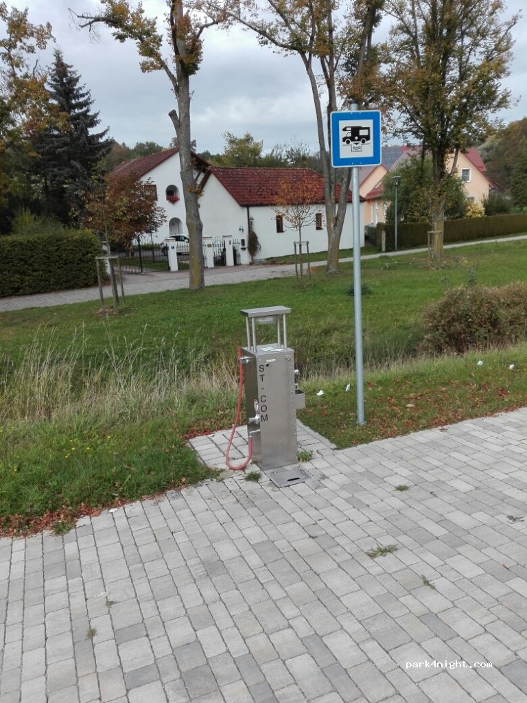Wohnmobilstellplatz Wemding — foto 2