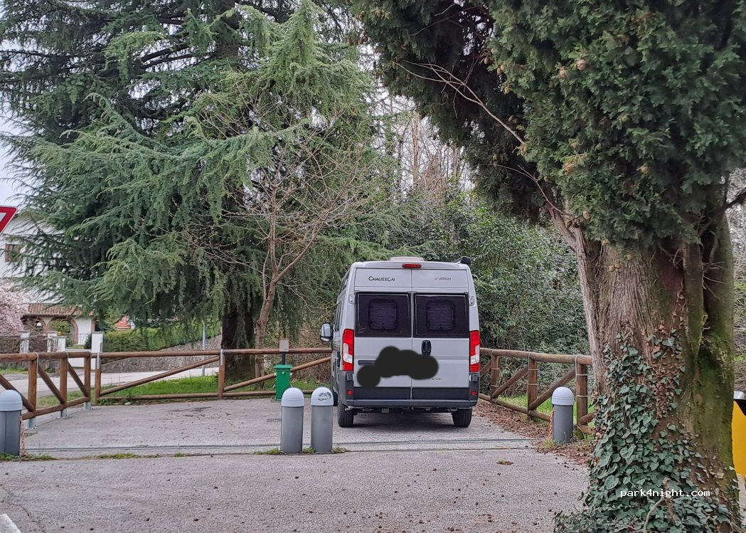 (31017) Paderno del Grappa - 46 Via Medaglia D'Oro Aldo Fantina — foto