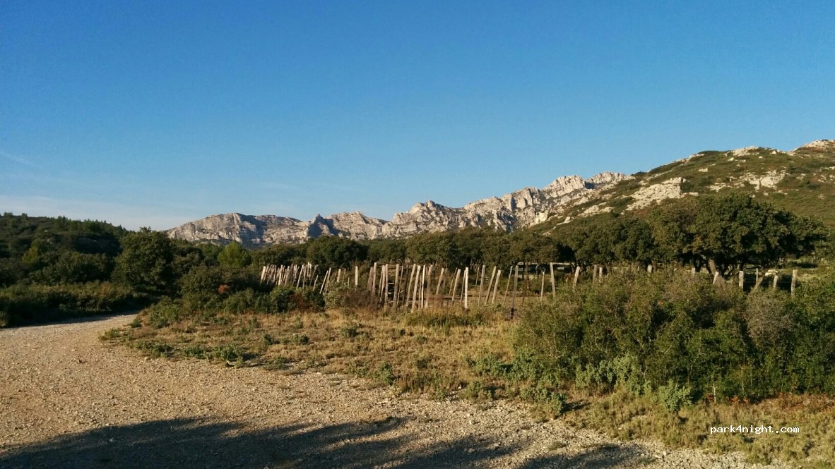 (13930) Aureille - 21 Chemin de Saint-Pierre — foto 3