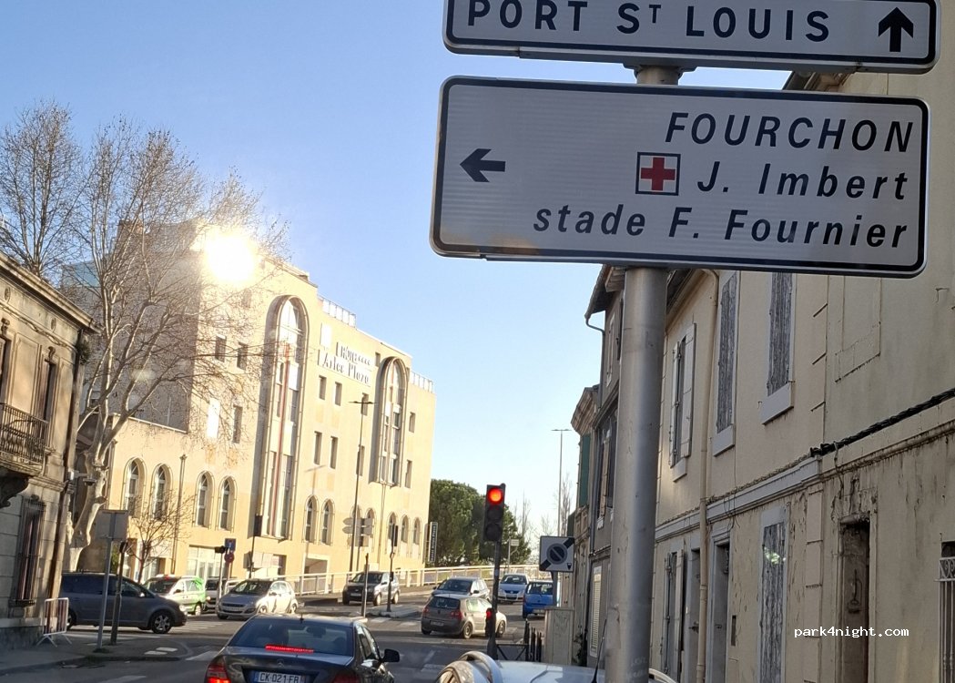 (13200) Arles - 40 Avenue Sadi Carnot — foto