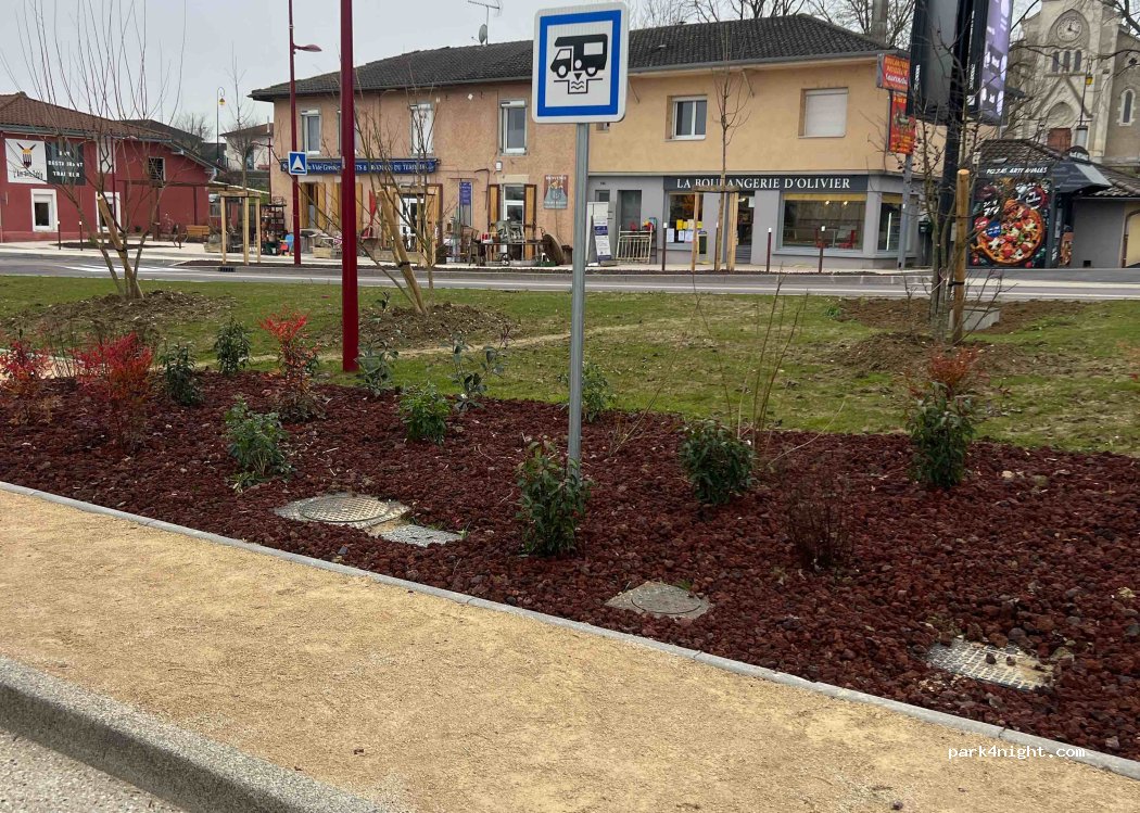 (01340) Jayat - 45 Route de Bourg — foto