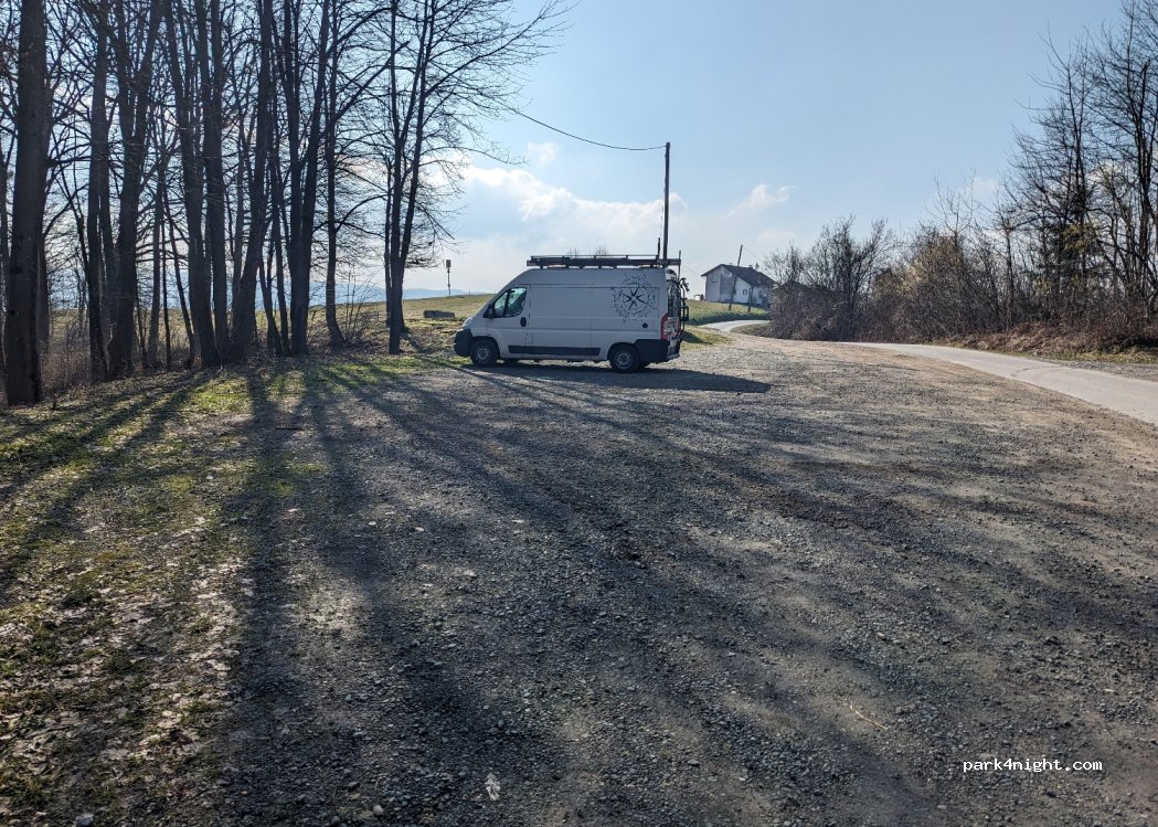 (44430) Čukur - Unnamed Road — foto